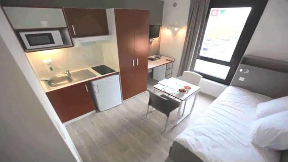 Montempo Apparthotel Страсбург Экстерьер фото